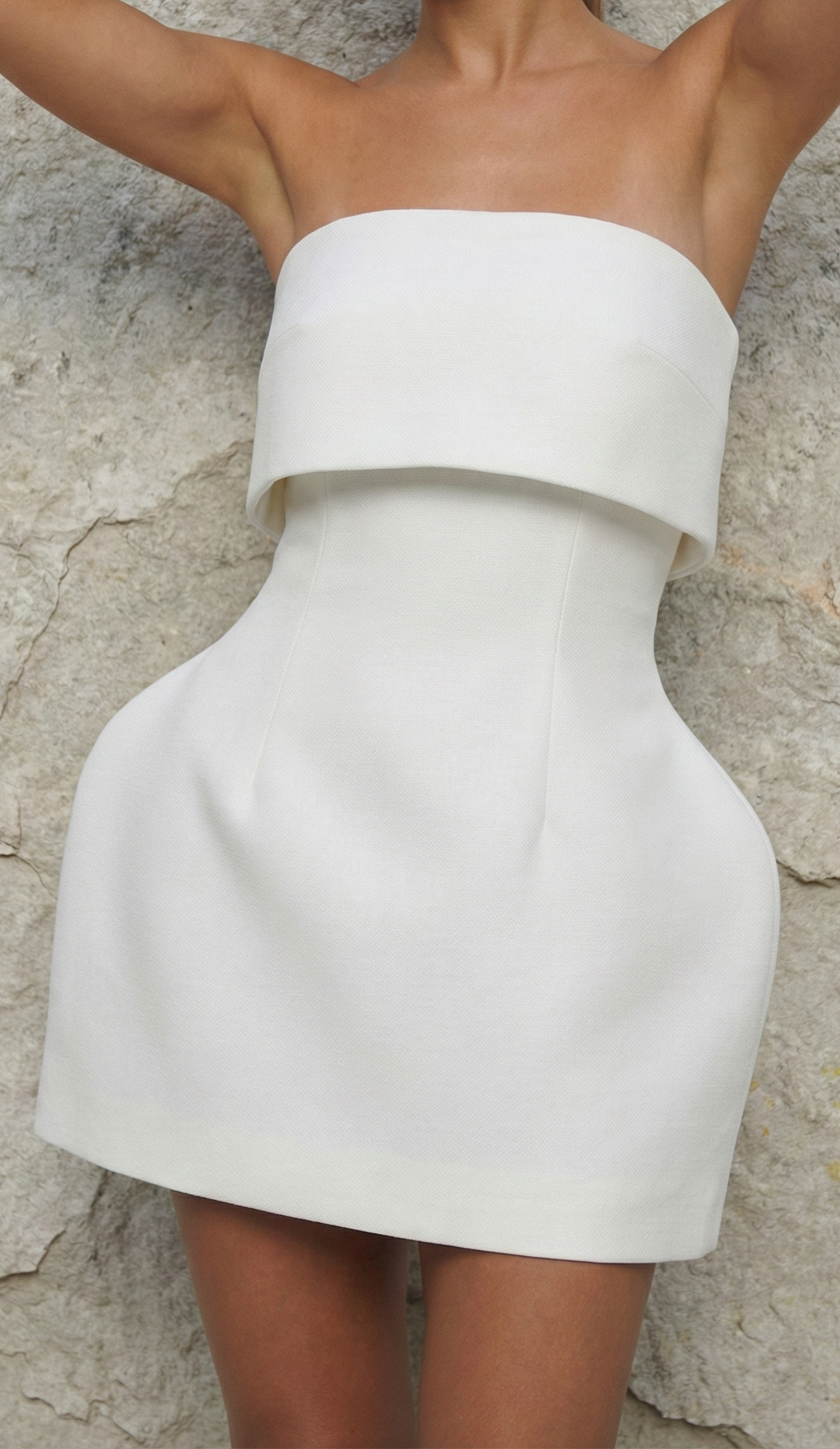 שמלת קלואה לבנה